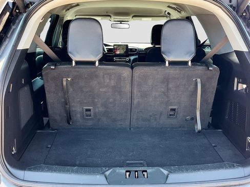 Used 2023 Ford Explorer Limited RWD image 28