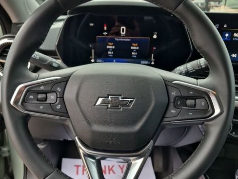 Used 2025 Chevrolet Trax ACTIV w/ Driver Confidence Package image 33