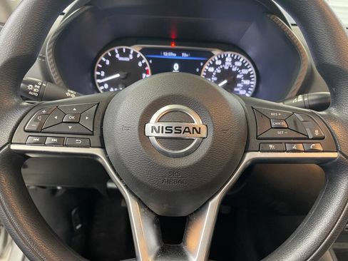 Used 2023 Nissan Sentra SV FWD image 16