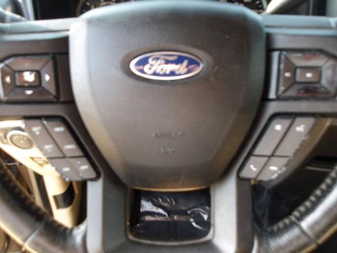 Used 2015 Ford F150 XLT w/ Equipment Group 301A Mid RWD image 19