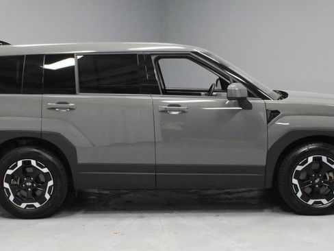 Used 2025 Hyundai Santa Fe SE AWD/4WD image 11