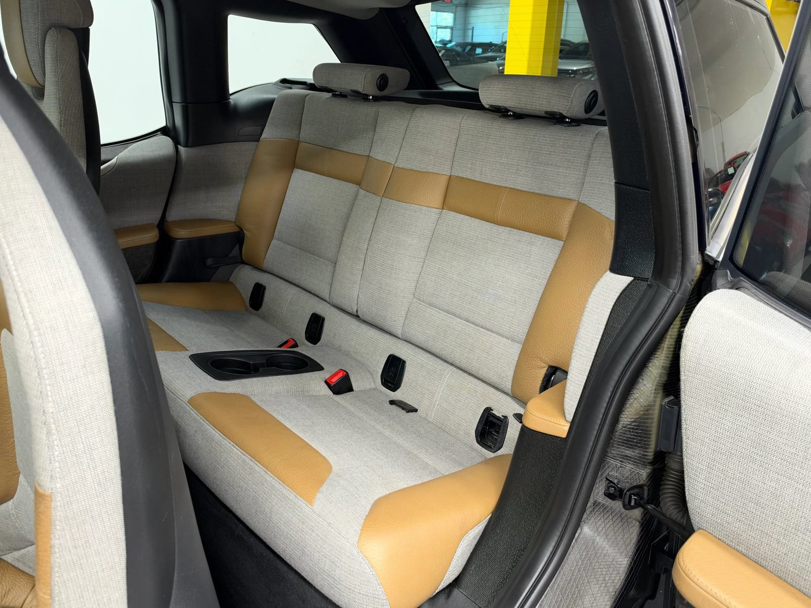 Used 2014 BMW i3 w/ Range Extender RWD image 19