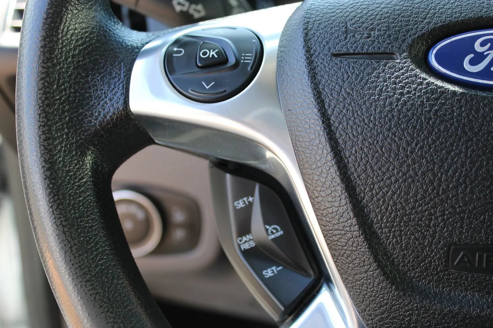 Used 2019 Ford Transit Connect XLT FWD image 27