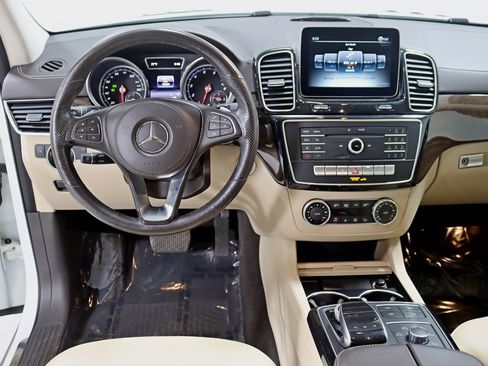Used 2017 Mercedes-Benz GLS 450 4MATIC w/ Premium Package image 15