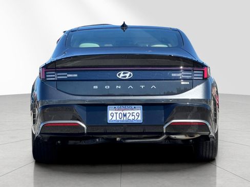 Certified 2025 Hyundai Sonata Limited FWD image 5