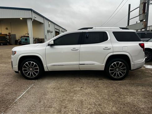 Used 2022 GMC Acadia Denali image 10