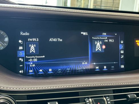 Used 2019 Lexus LS 500 w/ Interior Upgrade Package image 19