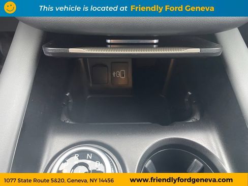 Used 2025 Ford Explorer Active w/ Active Comfort Package AWD/4WD image 26