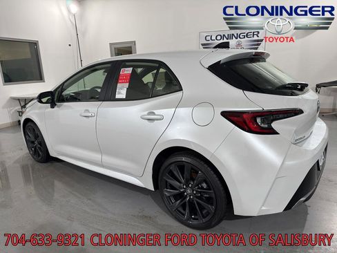 New 2026 Toyota Corolla XSE image 5