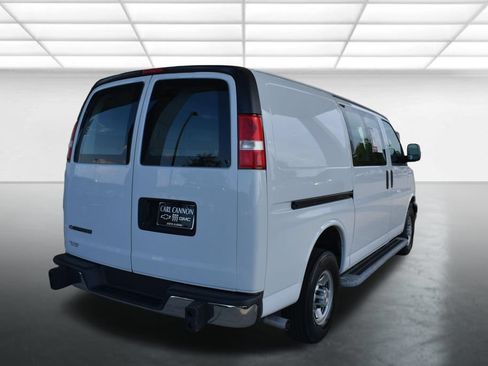 Used 2021 Chevrolet Express 2500 w/ Driver Convenience Package RWD image 5