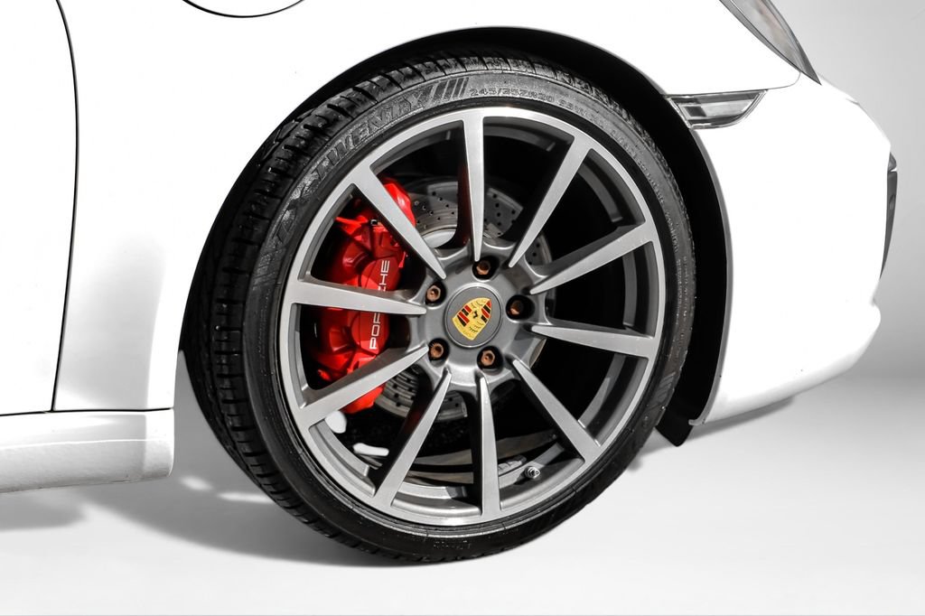 Used 2018 Porsche 911 Carrera image 42