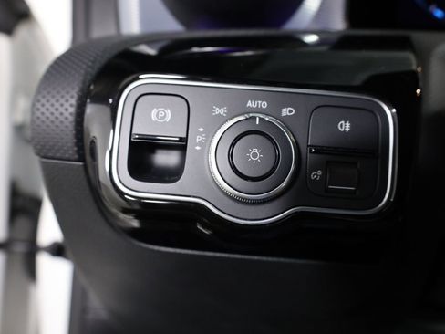 Certified 2022 Mercedes-Benz CLA 250 4MATIC image 23