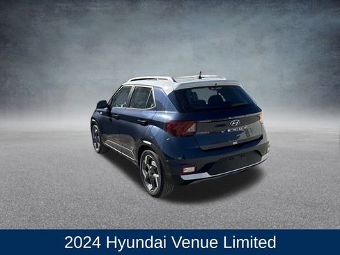 Used 2024 Hyundai Venue Limited image 3