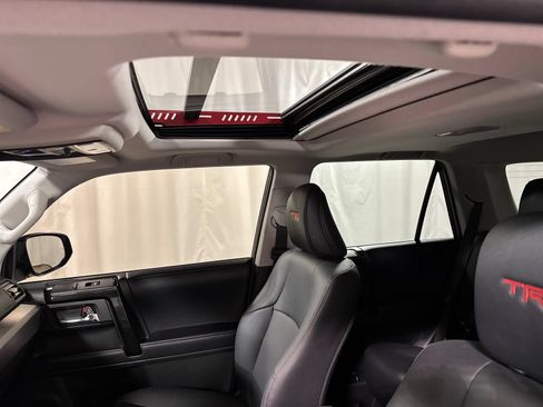 Used 2022 Toyota 4Runner TRD Pro AWD/4WD image 25