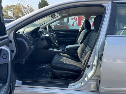 Used 2017 Nissan Altima 2.5 S w/ Power Driver Seat Package image 7