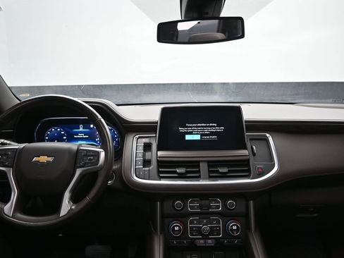 Used 2022 Chevrolet Tahoe LT w/ LT Signature Package AWD/4WD image 19