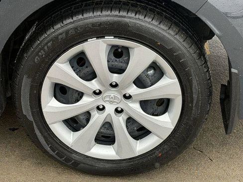 Certified 2025 Toyota Corolla LE FWD image 8