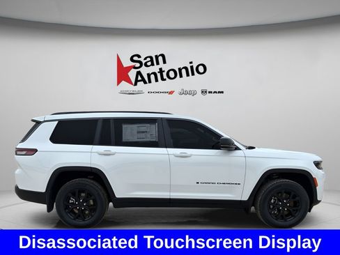 New 2026 Jeep Grand Cherokee L 4WD image 9