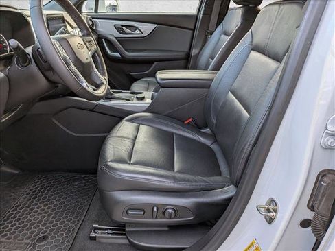 Used 2020 Chevrolet Blazer LT image 15