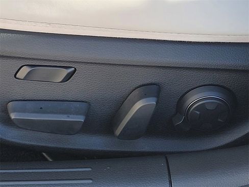 New 2025 Genesis G70 3.3T Advanced w/ Sport Prestige Package image 36