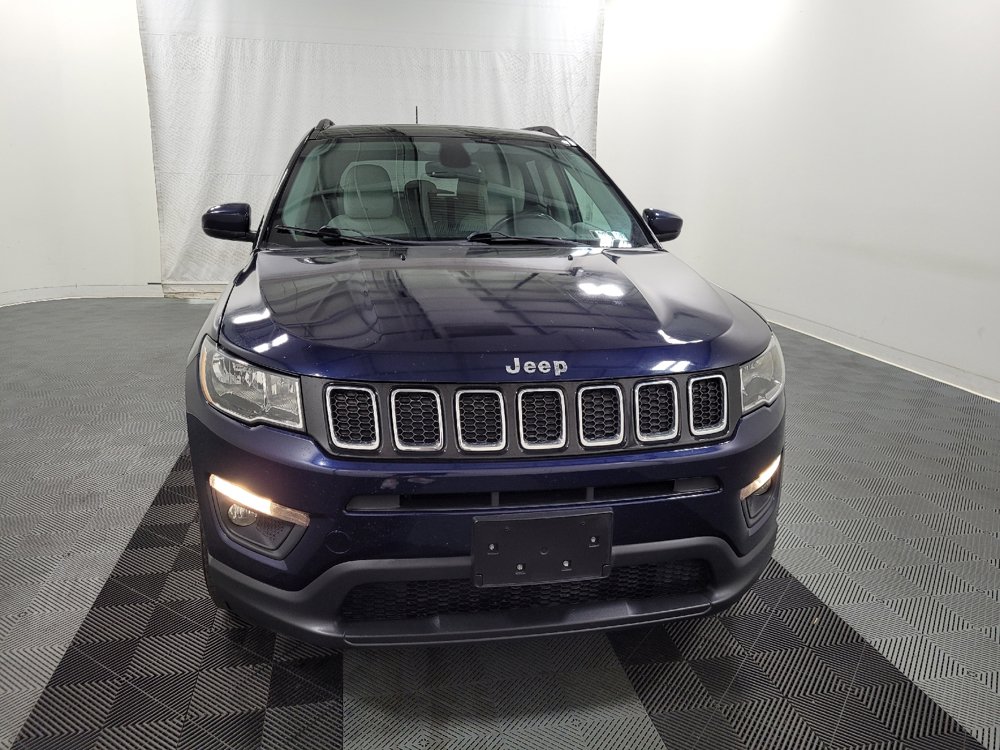 Used 2018 Jeep Compass Latitude w/ Popular Equipment Group AWD/4WD image 14