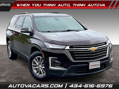 Used 2022 Chevrolet Traverse LT