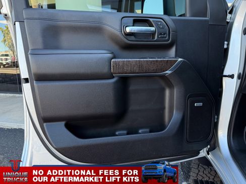 Used 2022 GMC Sierra 2500 Denali w/ Denali Ultimate Package image 16