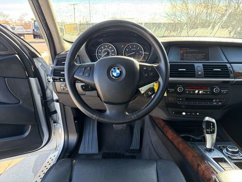 Used 2011 BMW X5 xDrive35i image 13