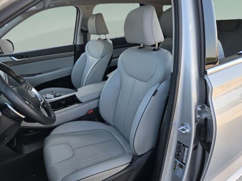 Used 2024 Hyundai Palisade SEL w/ Premium Package FWD image 10