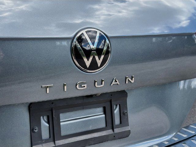 Used 2023 Volkswagen Tiguan S FWD image 11