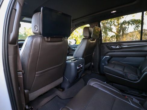 Used 2021 GMC Yukon XL Denali w/ Denali Ultimate Package image 28