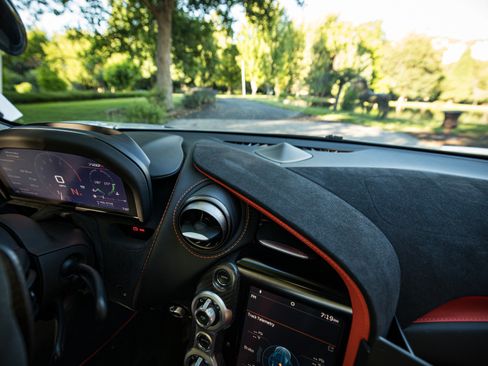 Used 2021 McLaren 720S Performance RWD image 72