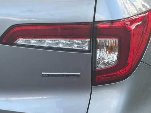 Used 2022 Honda Pilot Special Edition image 12