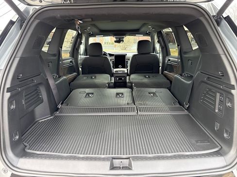 New 2026 GMC Acadia Denali Ultimate w/ LPO, Floor Liner Package FWD image 48
