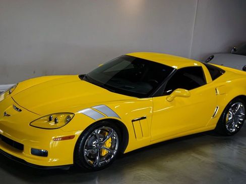 Used 2012 Chevrolet Corvette Grand Sport w/ 4LT Preferred Equipment Group RWD image 30
