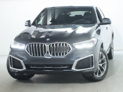 Used 2021 BMW X6 xDrive40i w/ Premium Package image 3