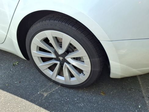 Used 2023 Tesla Model 3 Standard Range RWD image 14