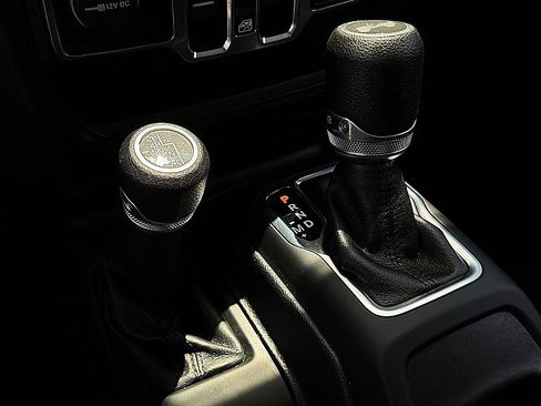 Used 2020 Jeep Wrangler Unlimited Sport AWD/4WD image 17