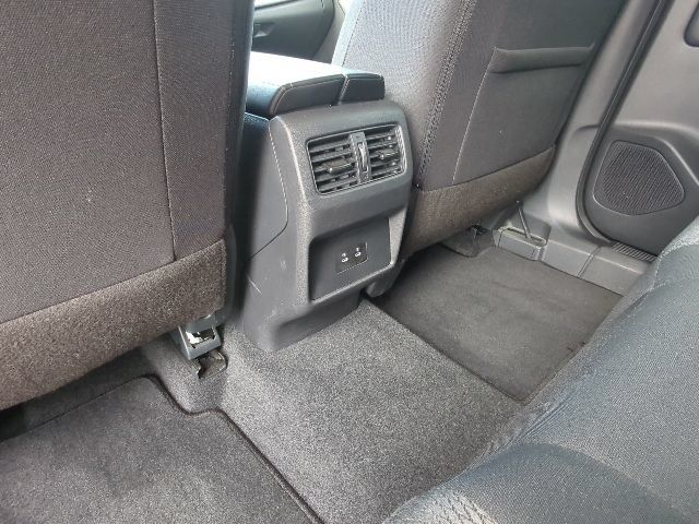 Used 2026 Nissan Rogue SV FWD image 24