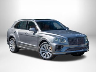 Used 2023 Bentley Bentayga AWD/4WD video 1