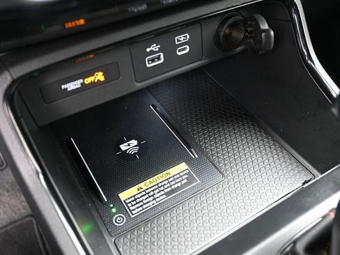 Used 2023 Honda CR-V Sport Touring image 15