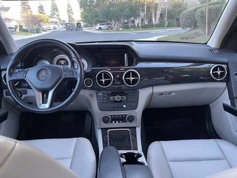 Used 2014 Mercedes-Benz GLK 350 GLK 350 4dr SUV image 9