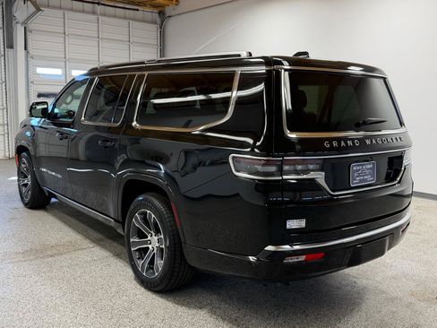 Used 2024 Jeep Grand Wagoneer L 4WD image 2