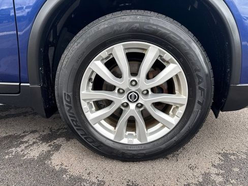 Used 2020 Nissan Rogue SV AWD/4WD image 13