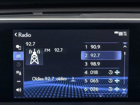 Used 2021 Lexus RX 450h AWD w/ Premium Package image 16