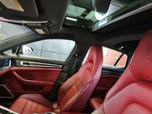 Used 2023 Porsche Panamera 4 Platinum Edition AWD/4WD image 8
