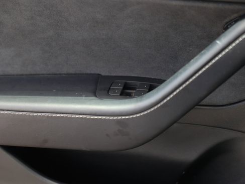 Used 2023 Tesla Model 3 Standard Range RWD image 42