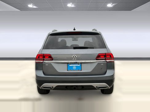 Used 2020 Volkswagen Atlas SE w/ Towing Package FWD image 10