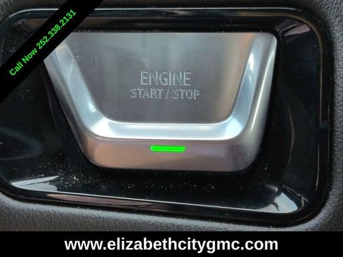 Used 2025 GMC Yukon Denali AWD/4WD image 35