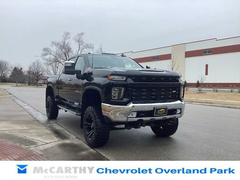 Used 2020 Chevrolet Silverado 3500 LTZ w/ LTZ Plus Package AWD/4WD image 6